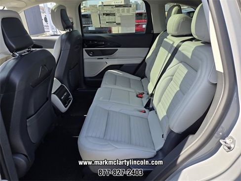 New 2026 Lincoln Nautilus Reserve w/ Jet Appearance Package image 8