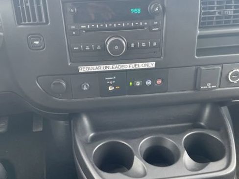 Used 2017 Chevrolet Express 3500 LT w/ LT Preferred Equipment Group RWD image 24