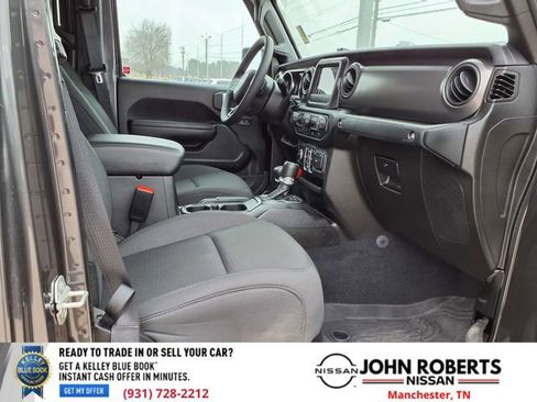 Used 2023 Jeep Gladiator Sport image 20