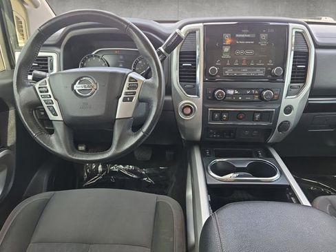 Used 2020 Nissan Titan SV w/ SV Convenience Package image 20
