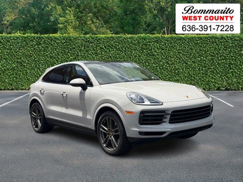 Used 2023 Porsche Cayenne Platinum Edition AWD/4WD image 1