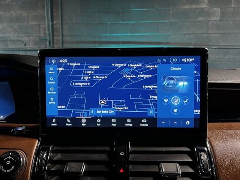 Used 2023 Lincoln Navigator Reserve image 9