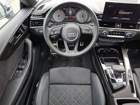 Used 2023 Audi S5 Premium image 12