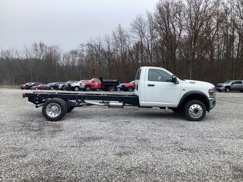 New 2026 RAM 5500 Tradesman w/ Chrome Appearance Group image 8