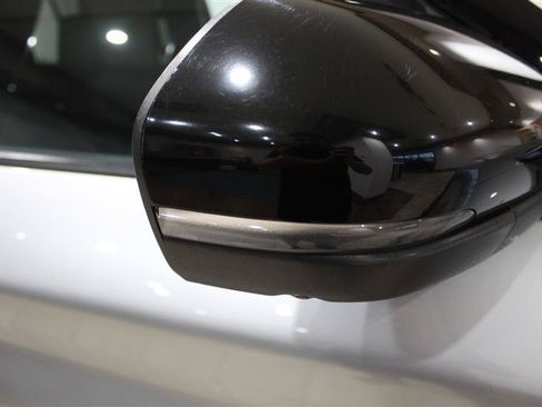 Used 2020 Ford Explorer Limited RWD image 13