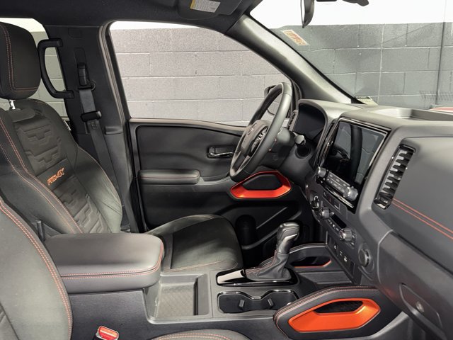 Used 2023 Nissan Frontier PRO-4X w/ Technology Package AWD/4WD image 22