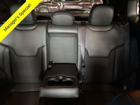 Used 2025 Jeep Compass Trailhawk AWD/4WD image 13
