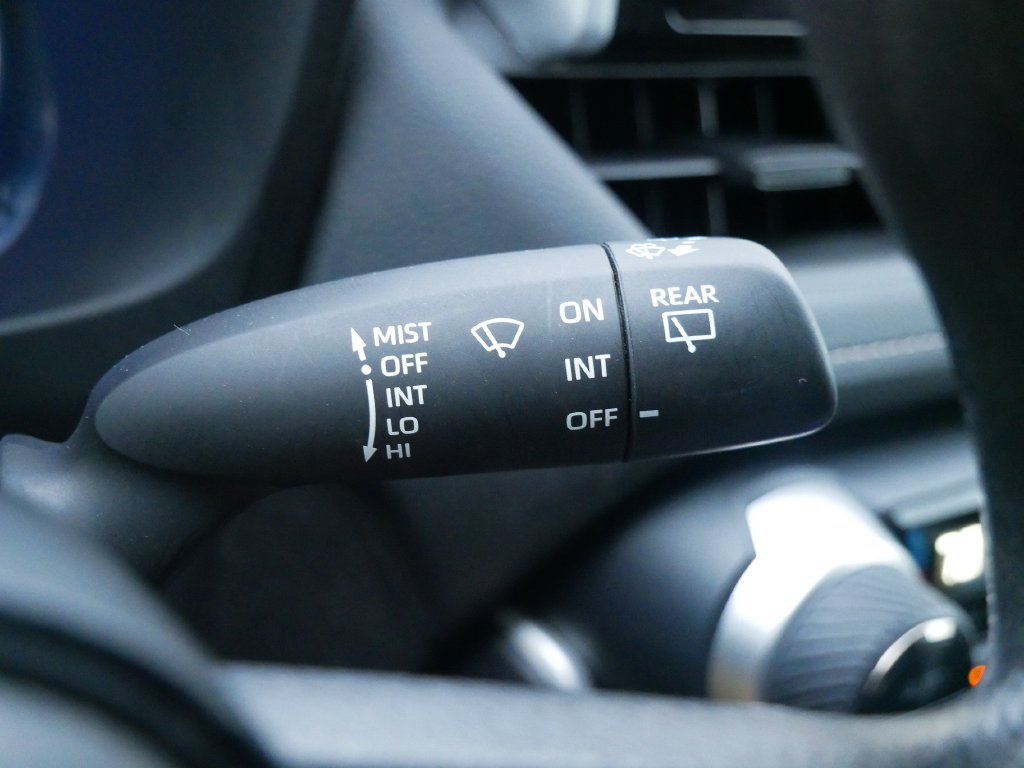 Used 2024 Toyota RAV4 LE AWD/4WD image 25