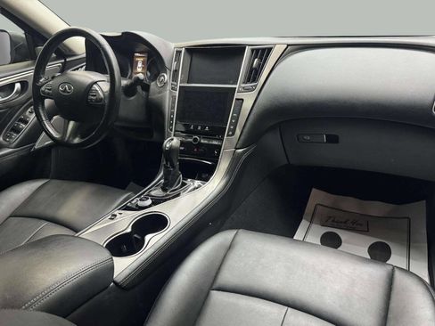 Used 2017 INFINITI Q50 3.0t Premium w/ Driver Assistance Package RWD image 7