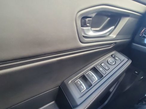 Used 2025 Honda Accord Sport image 6