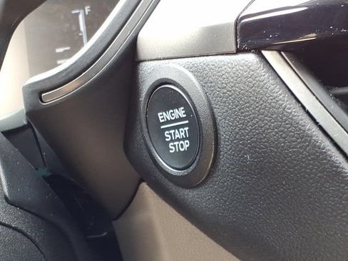 Certified 2023 Ford Escape Active AWD/4WD image 22