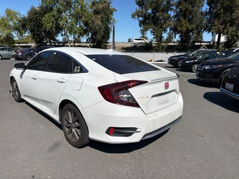 Used 2019 Honda Civic EX image 5