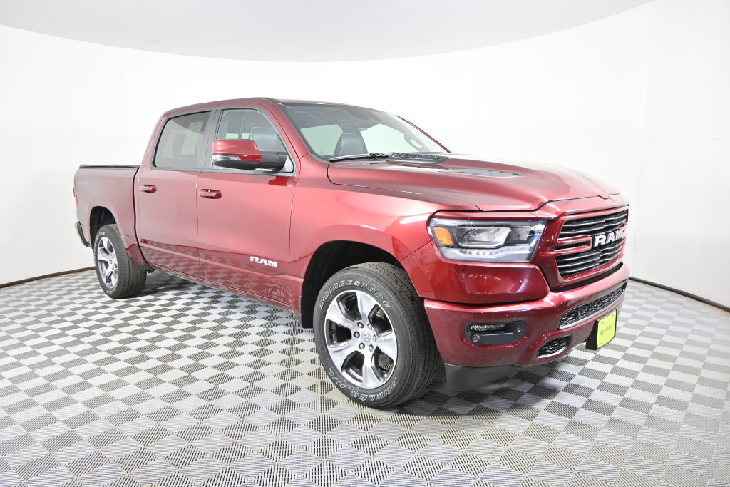 Used 2023 RAM 1500 Laramie AWD/4WD image 10