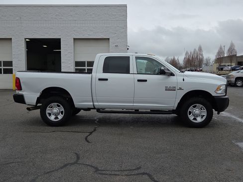 Used 2017 RAM 2500 Tradesman w/ Popular Equipment Group image 6