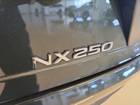 Used 2024 Lexus NX 250 FWD image 10