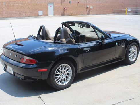 Used 2002 BMW Z3 2.5i image 5