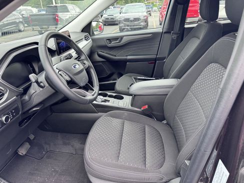 Used 2023 Ford Escape Active AWD/4WD image 9