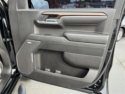 Used 2024 Chevrolet Silverado 1500 LT Trail Boss w/ LT Trail Boss Premium Package image 14