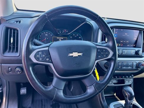 Used 2022 Chevrolet Colorado ZR2 w/ ZR2 Dusk Special Edition image 11