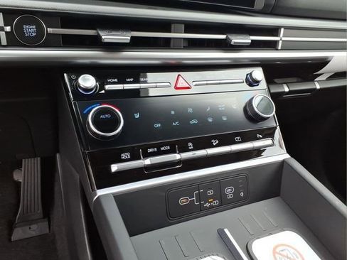 New 2026 Hyundai Santa Fe SEL FWD image 15