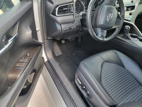 Used 2024 Toyota Camry SE FWD image 14