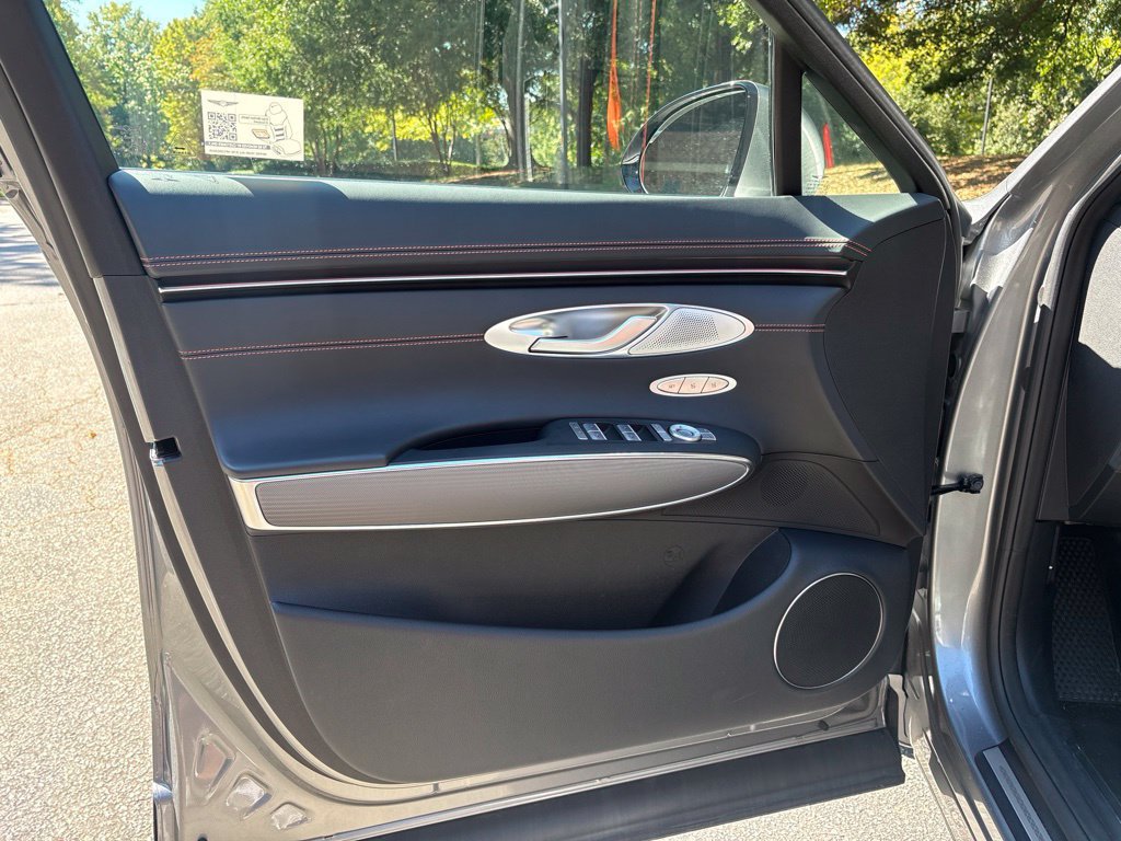Certified 2026 Genesis GV70 3.5T Sport Advanced AWD/4WD image 7