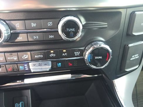 Used 2024 Ford F150 Lariat w/ FX4 Off-Road Package AWD/4WD image 19