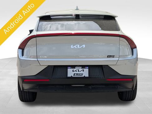 Certified 2024 Kia EV6 Light AWD/4WD image 4
