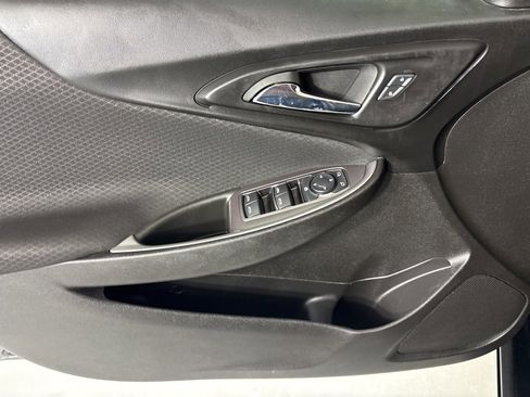 Used 2023 Chevrolet Malibu LT image 13