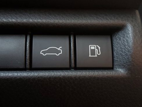 New 2026 Toyota Camry SE FWD image 31
