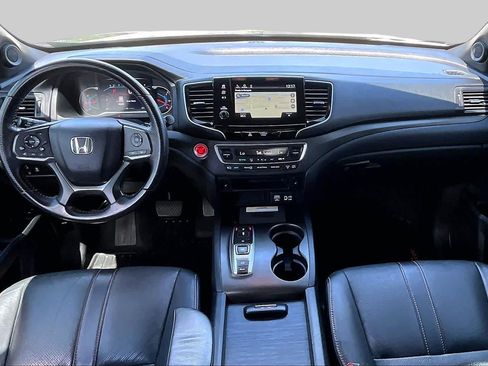 Used 2022 Honda Pilot TrailSport image 16