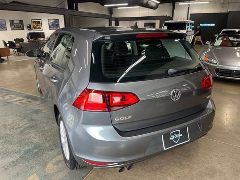 Used 2016 Volkswagen Golf S FWD image 10