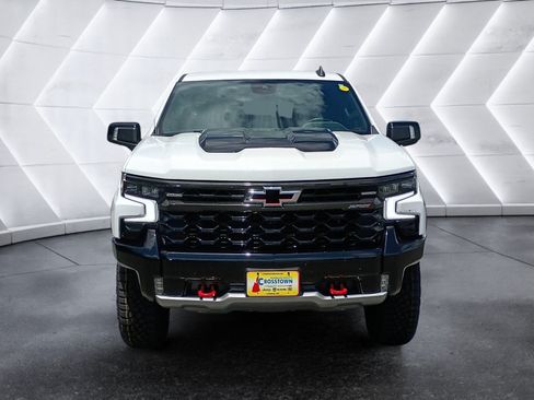 Used 2022 Chevrolet Silverado 1500 ZR2 AWD/4WD image 9