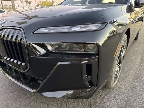 New 2026 BMW i7 xDrive60 w/ Executive Package image 9