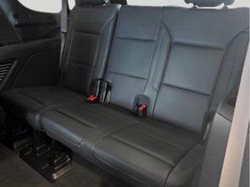 Used 2021 Chevrolet Tahoe LT w/ LT Signature Package image 28