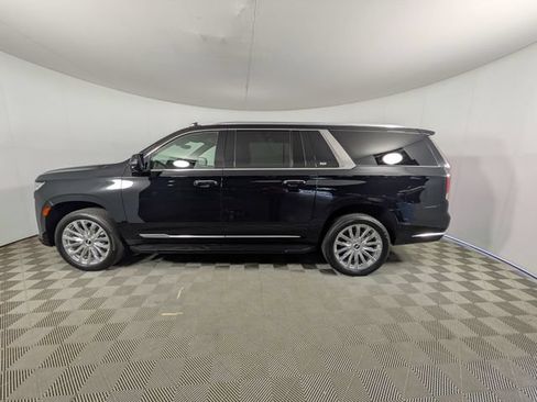 Certified 2024 Cadillac Escalade ESV Premium Luxury w/ LPO, Floor Liner Package AWD/4WD image 19
