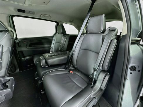 Certified 2025 Honda Odyssey Touring image 25
