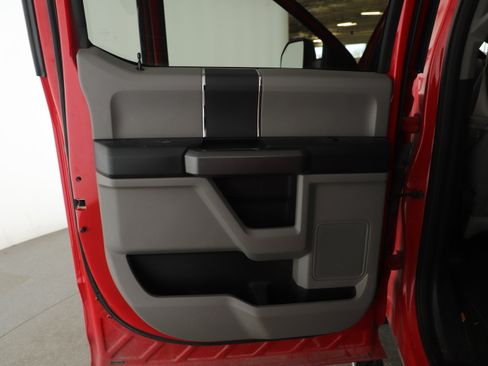 Used 2017 Ford F350 XLT w/ XLT Value Package image 4