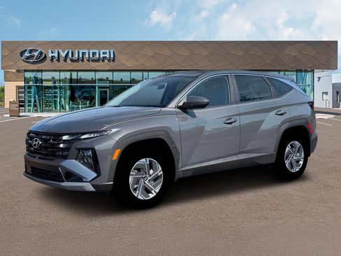 New 2026 Hyundai Tucson Blue SE w/ Tow & Go Package AWD/4WD image 2