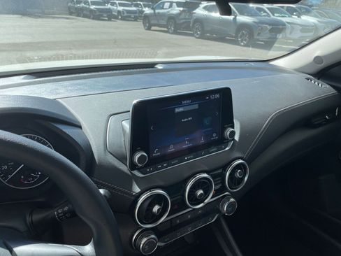 Used 2025 Nissan Sentra SV image 17