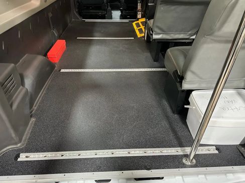 Used 2020 Ford Transit 150 Medium Roof image 18