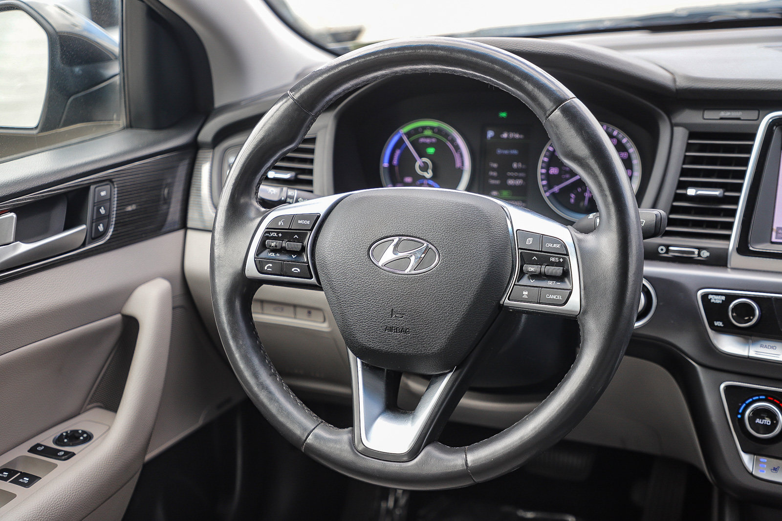 Used 2019 Hyundai Sonata Limited FWD image 15