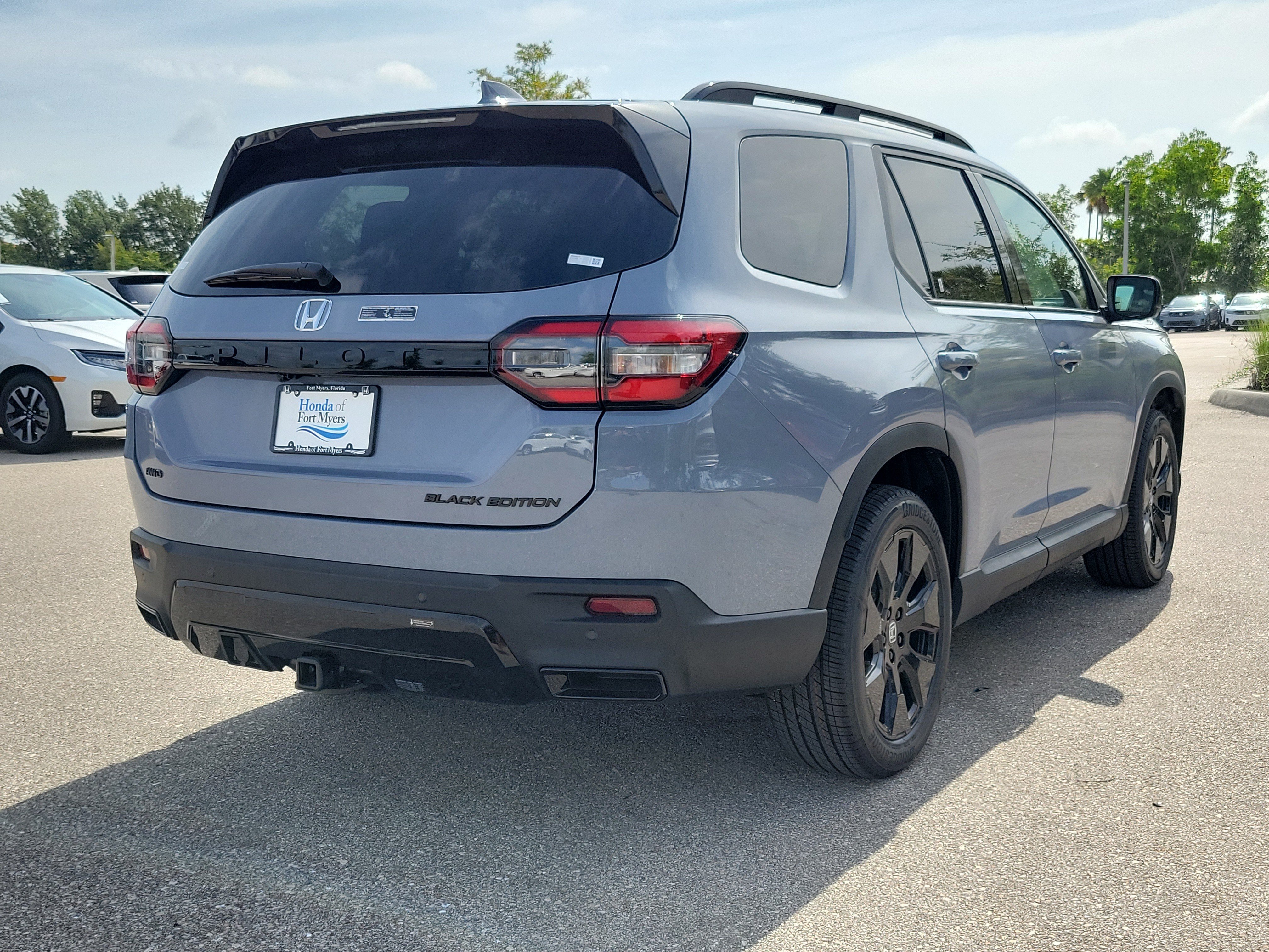 New 2026 Honda Pilot Black Edition image 6