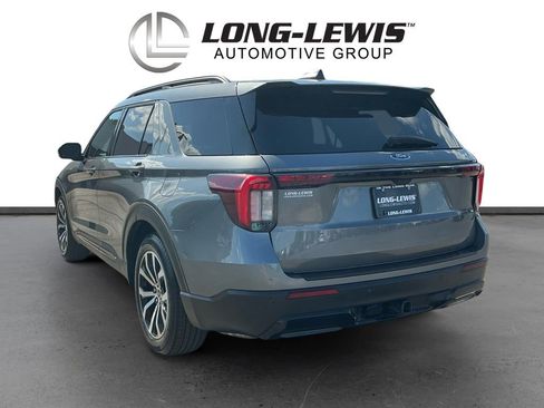 Used 2025 Ford Explorer ST-Line w/ Premium Package RWD image 4