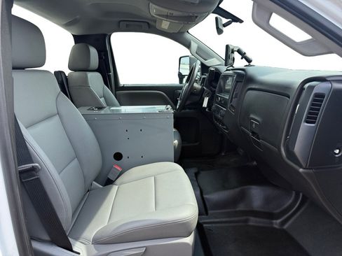 Used 2018 Chevrolet Silverado 3500 W/T w/ WT Convenience Package RWD image 10