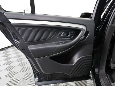 Used 2017 Ford Taurus SEL image 16