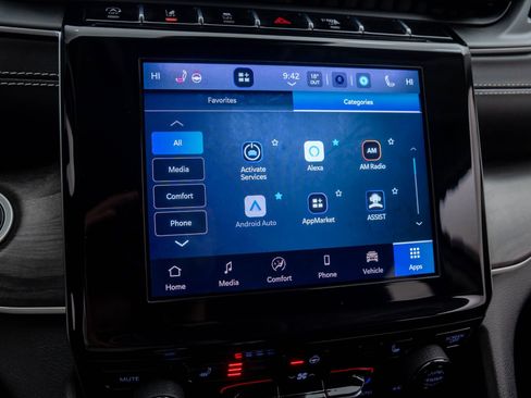 Used 2021 Jeep Grand Cherokee L Limited image 28