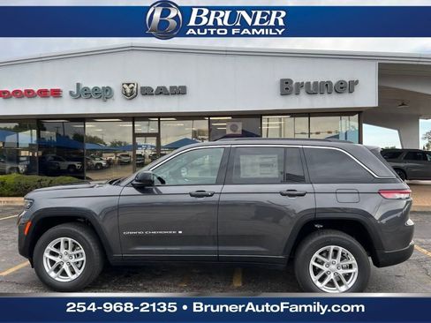 New 2024 Jeep Grand Cherokee Laredo X w/ Luxury Tech Group I image 10