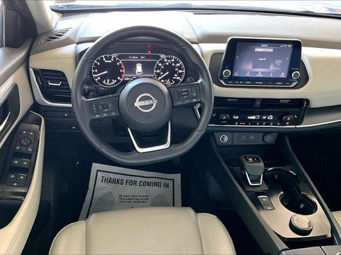 Used 2023 Nissan Rogue SV w/ SV Premium Package AWD/4WD image 7