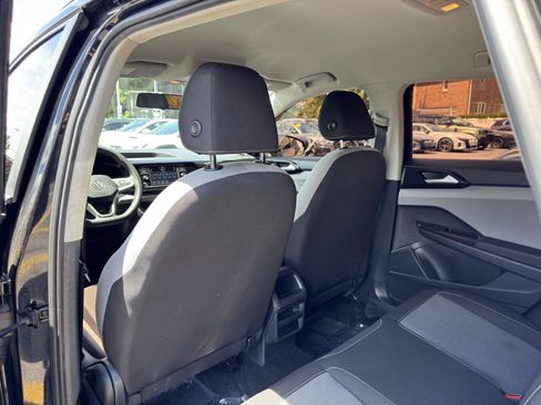 Used 2022 Volkswagen Taos S FWD image 28